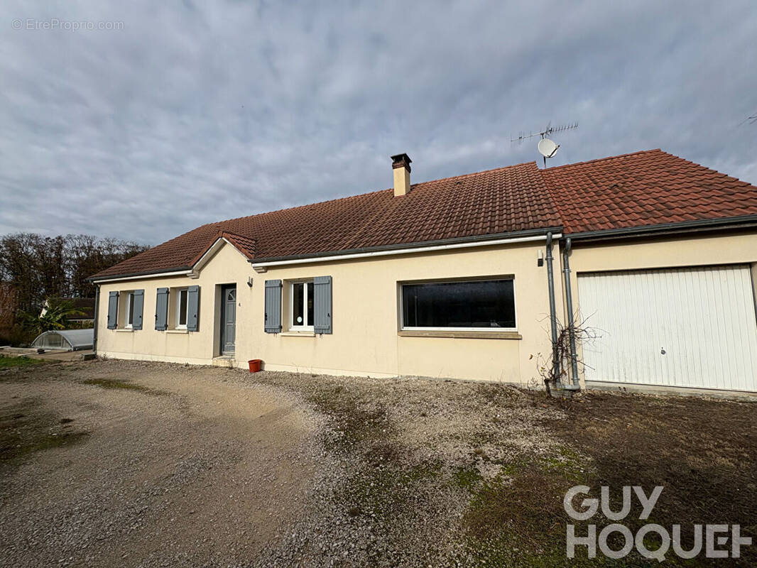 Maison à OUZOUER-LE-MARCHE