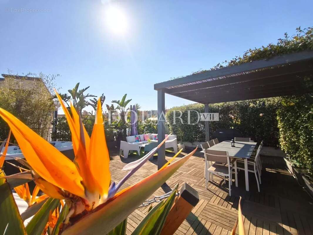 Appartement à ROQUEBRUNE-CAP-MARTIN