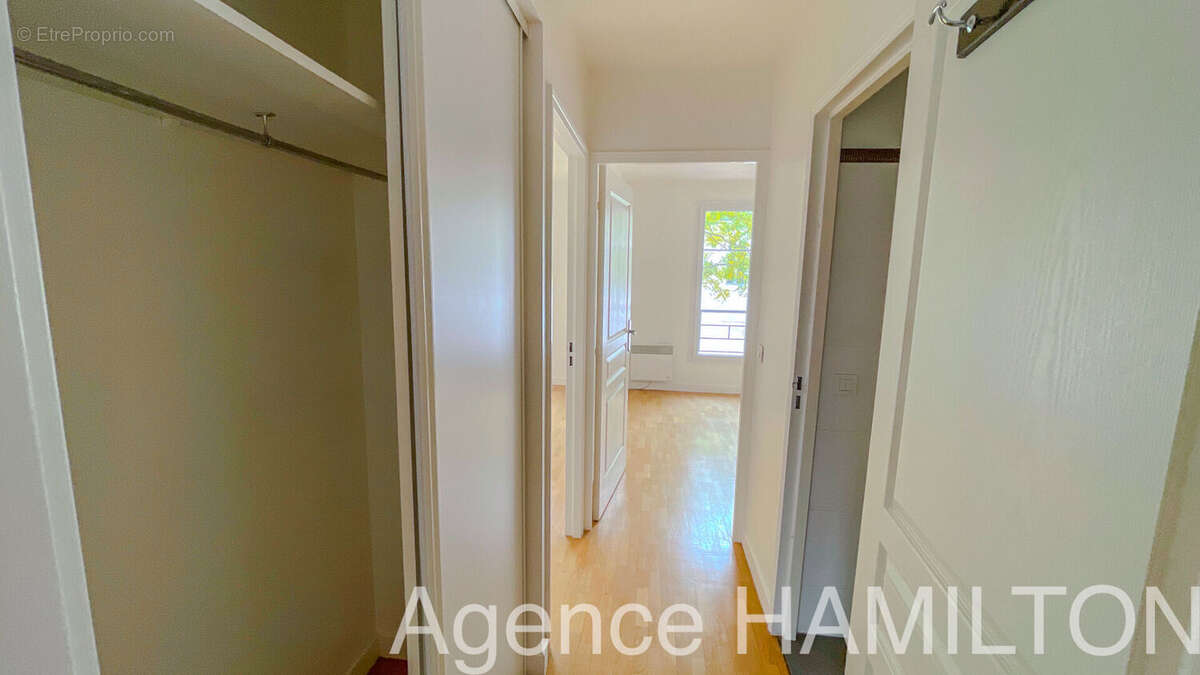 Garches Mairie, T5 de 116m2 4 chambres et parking - photo 8