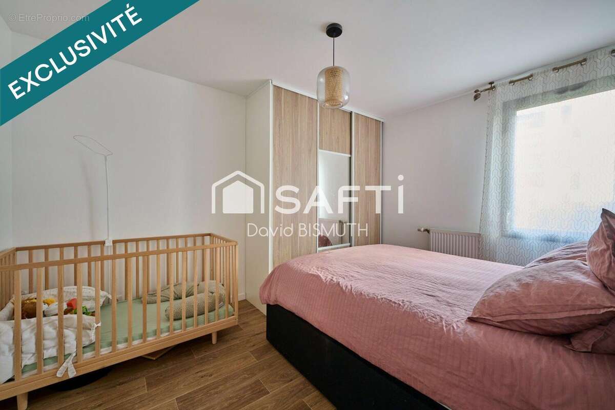 Photo 7 - Appartement à GENNEVILLIERS