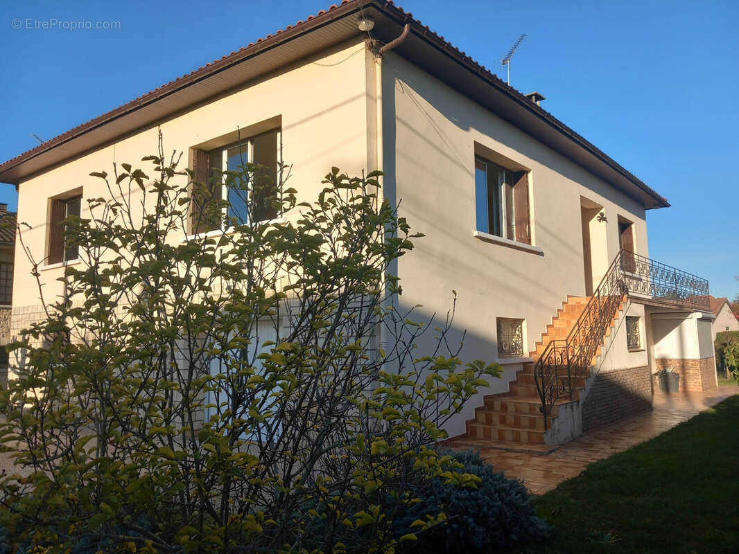 Maison à MONSEMPRON-LIBOS