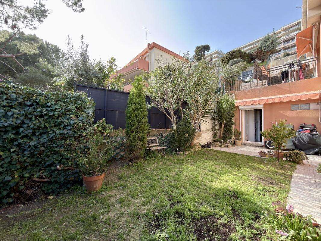 Appartement à ROQUEBRUNE-CAP-MARTIN