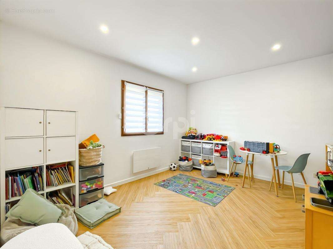 Maison à LE VAL-DAVID