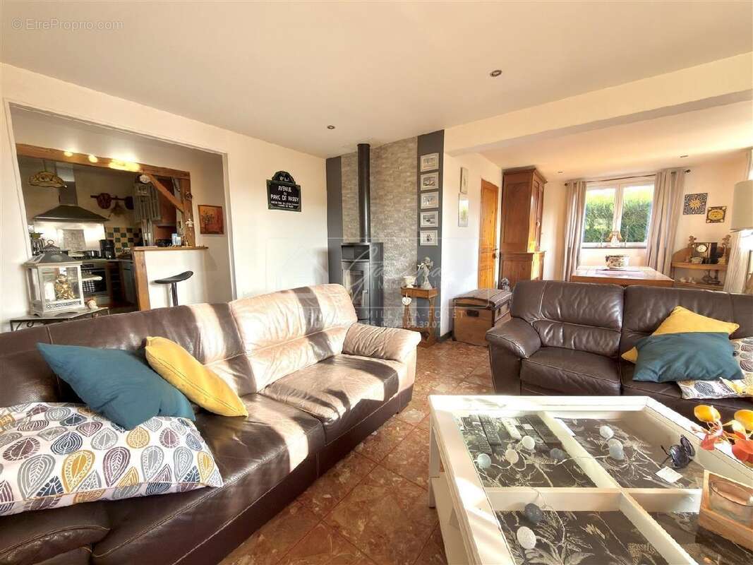 Maison à MILLY-LA-FORET