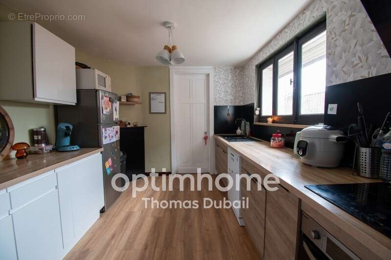 Maison à AULNOYE-AYMERIES