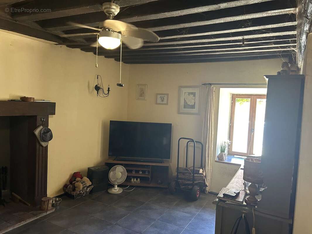 Grande maison individuelle de caractère avec vaste grange - photo 4