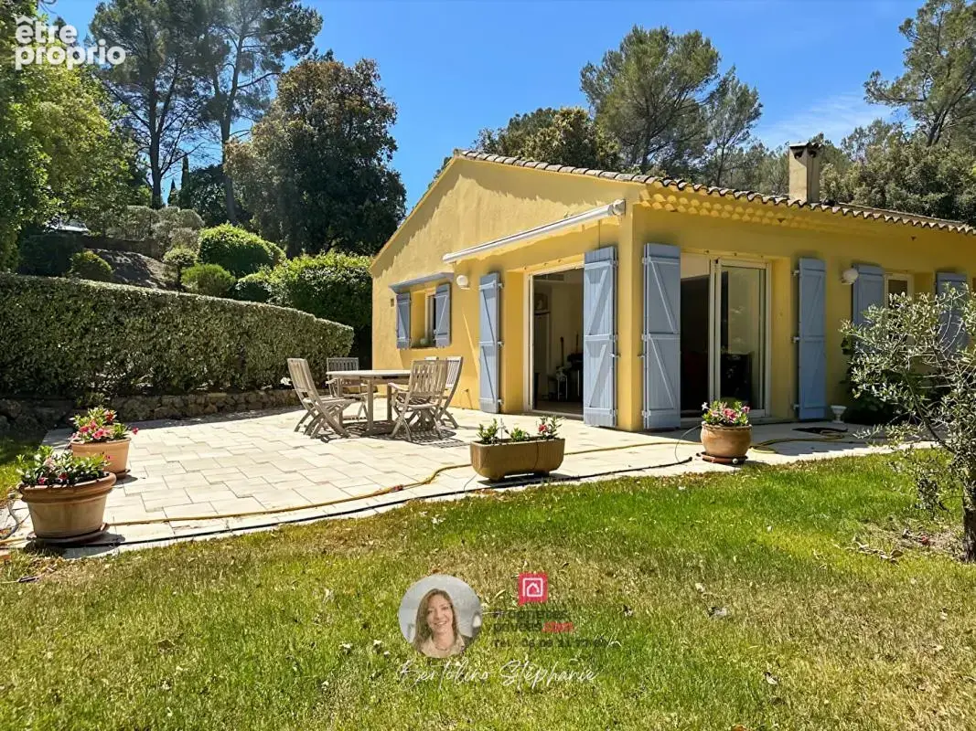 TRANS-EN-PROVENCE - Maison de plain-pied avec piscine, dépendance et terrain paysagé - photo 10