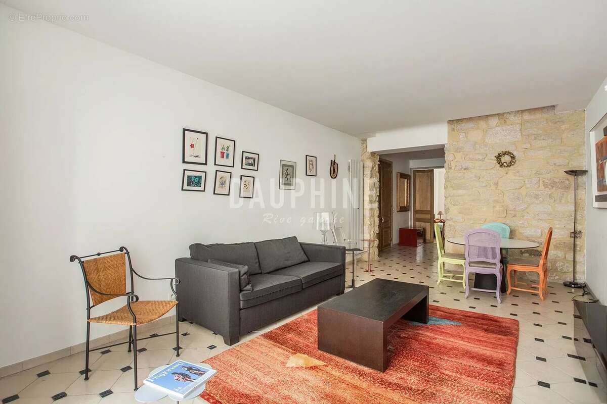 Appartement à PARIS-6E