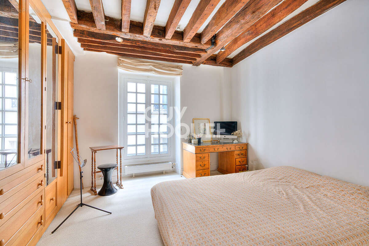 Appartement à PARIS-5E