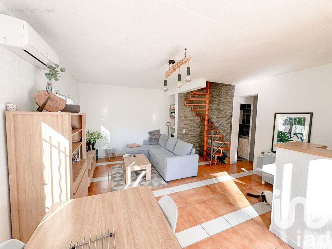 Photo 3 - Appartement à SAINT-RAPHAEL