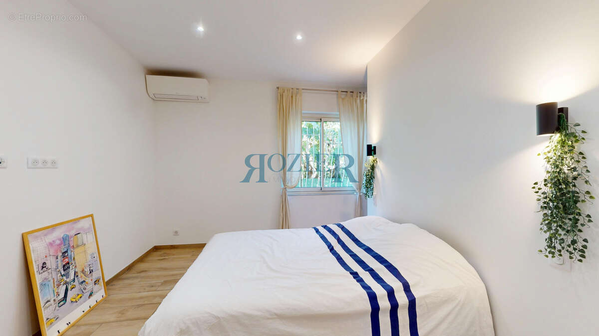 Appartement à MOUGINS