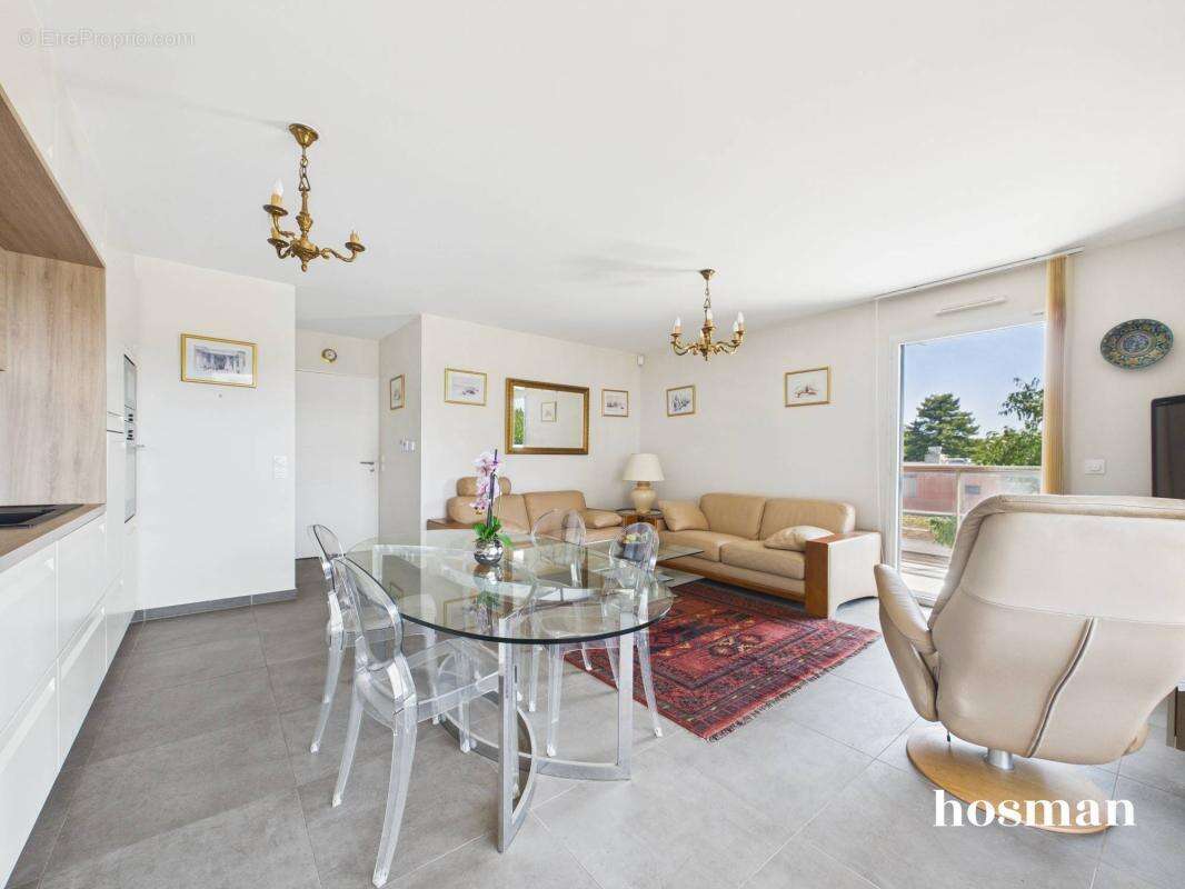 Appartement à SAINT-CYR-AU-MONT-D'OR