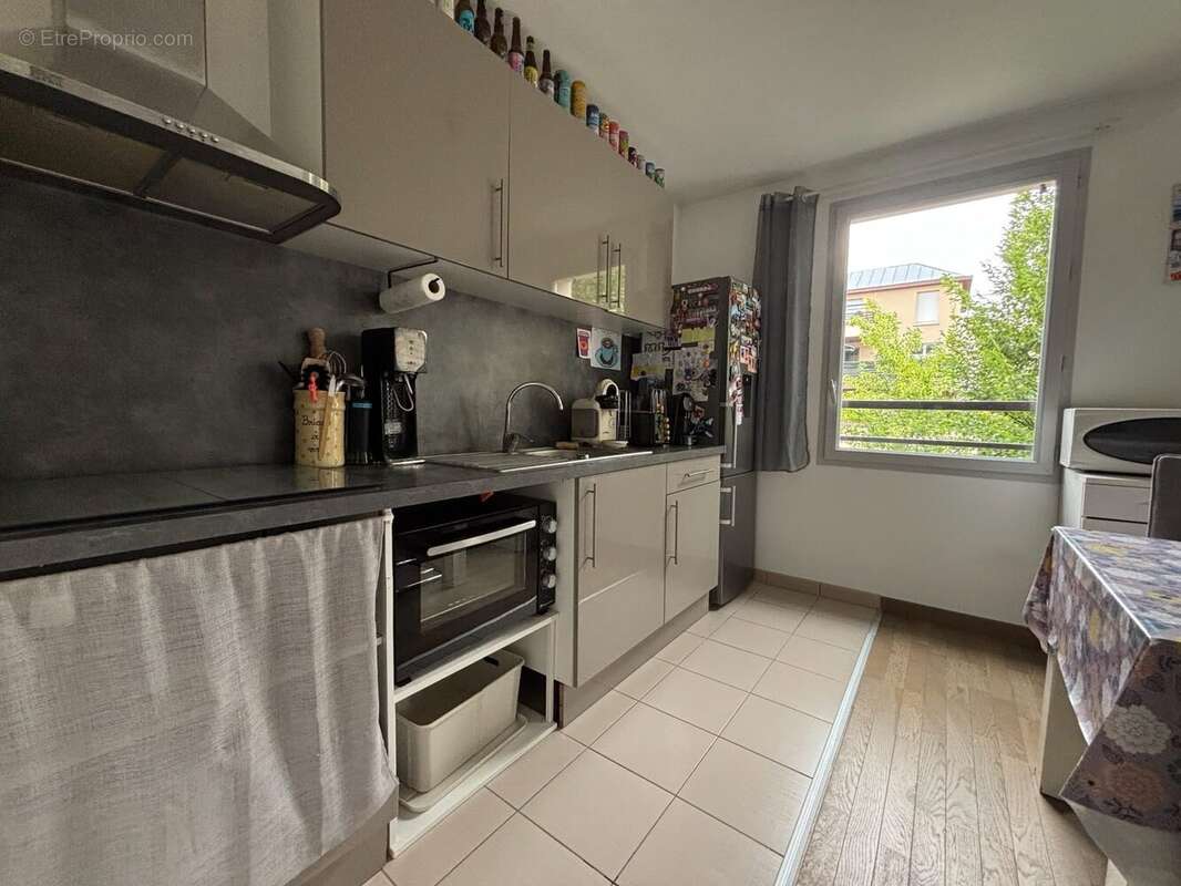 Appartement à SAINTRY-SUR-SEINE