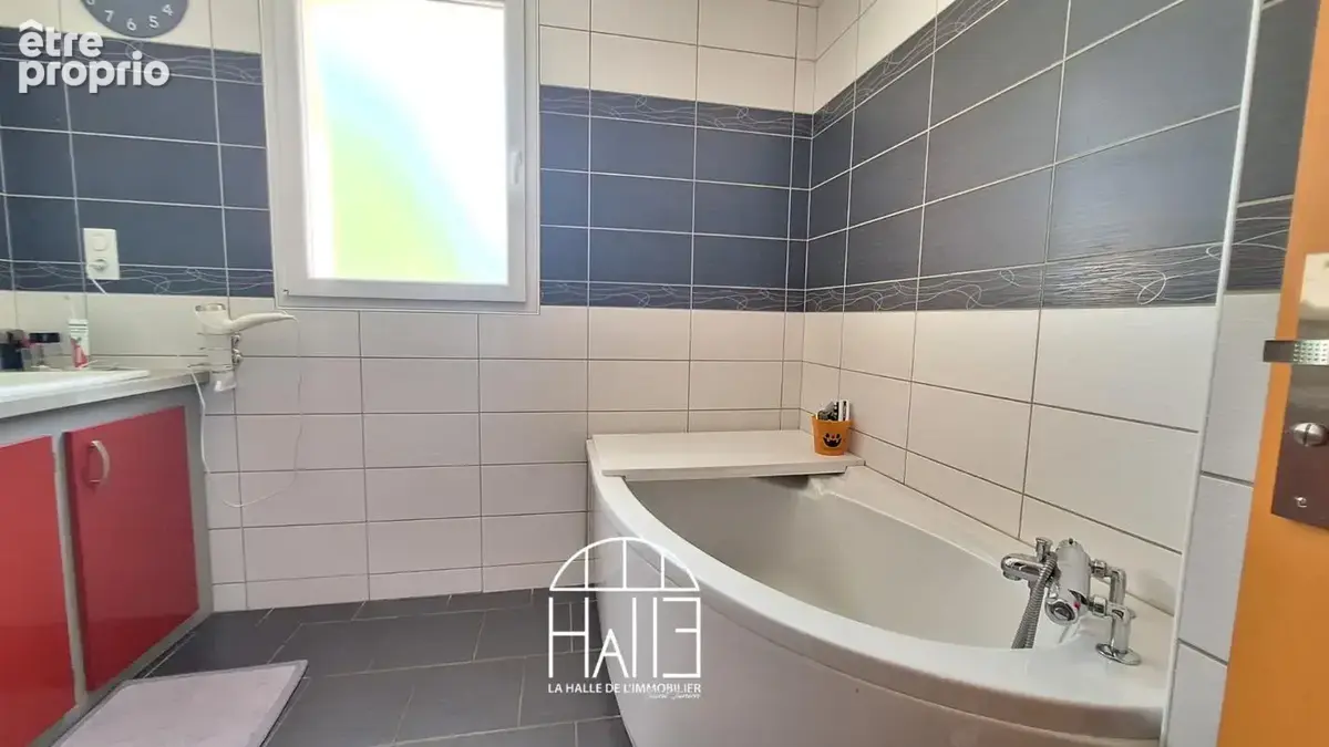 Maison 5 pièces 127 m² à vendre à Chassenon (16150) - photo 17