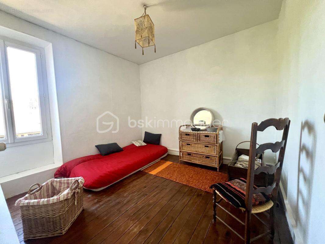 Maison à JANVILLE-SUR-JUINE