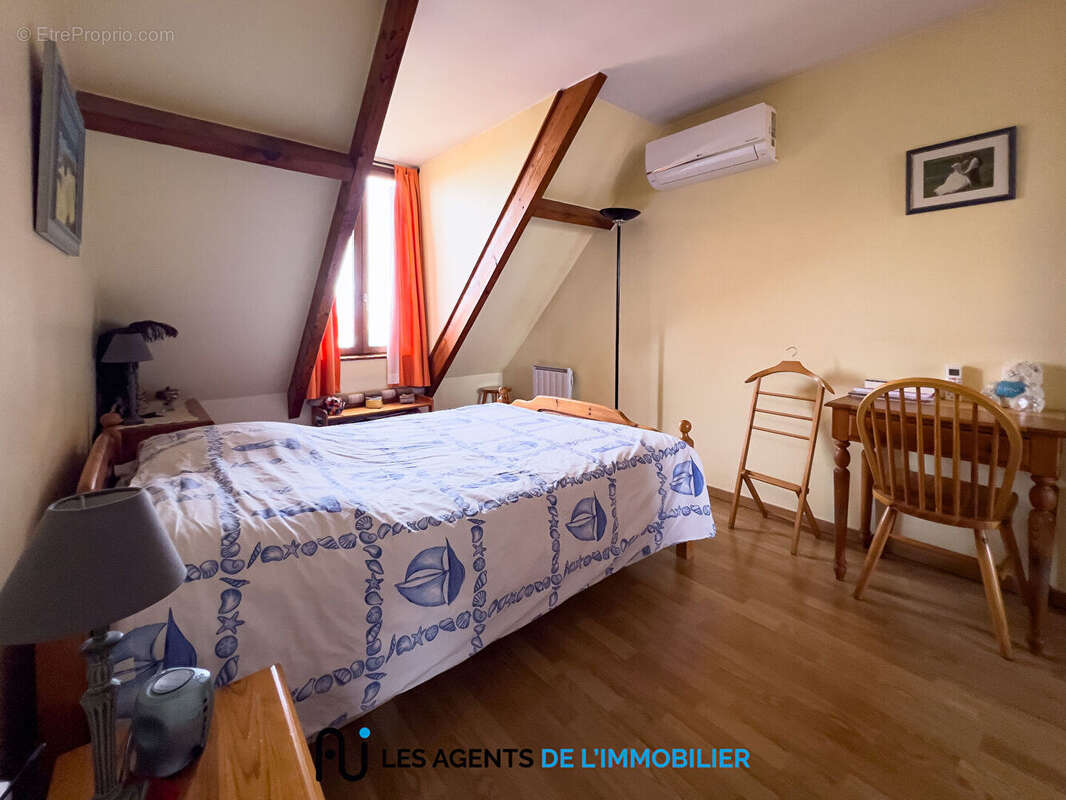 Maison à NANTERRE