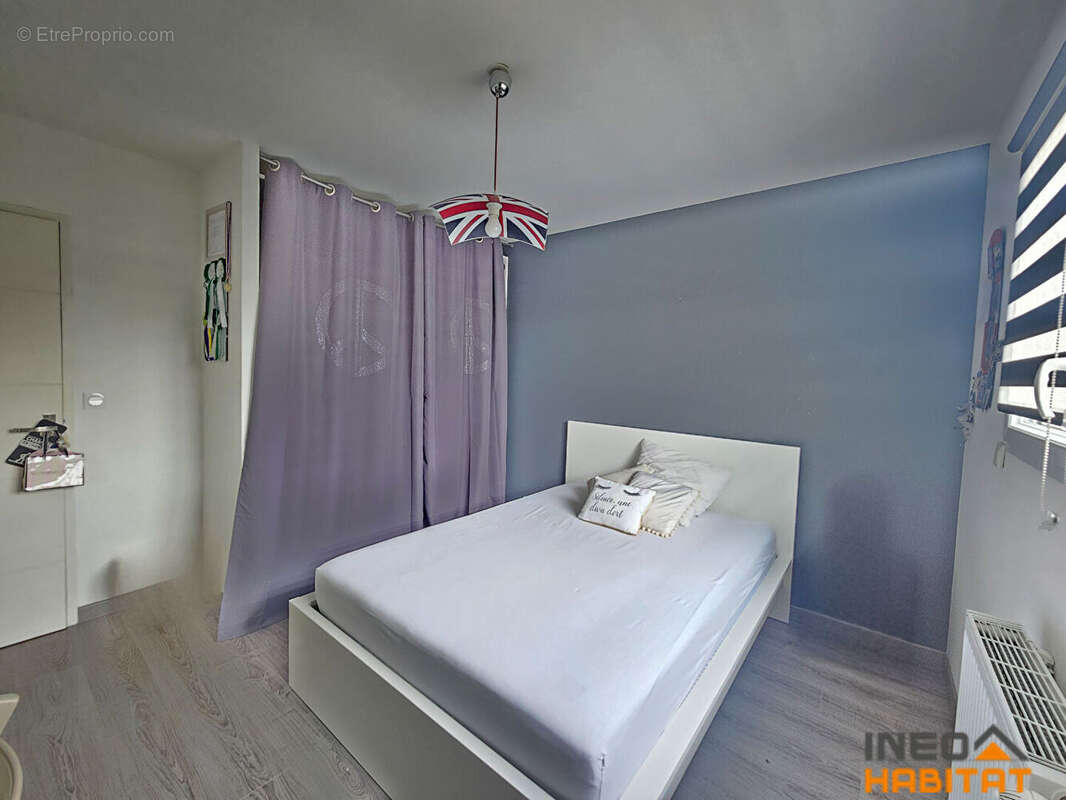 Maison à LA MEZIERE