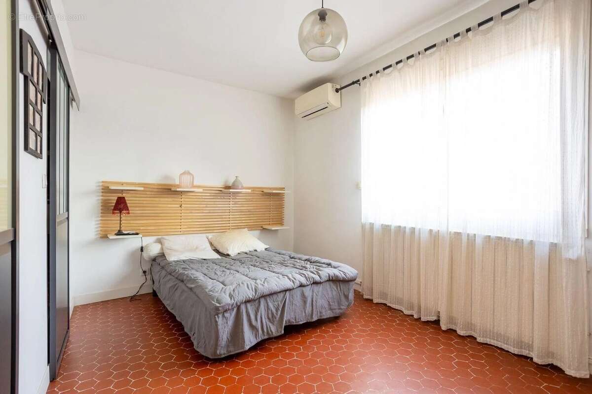 Appartement à MARSEILLE-12E