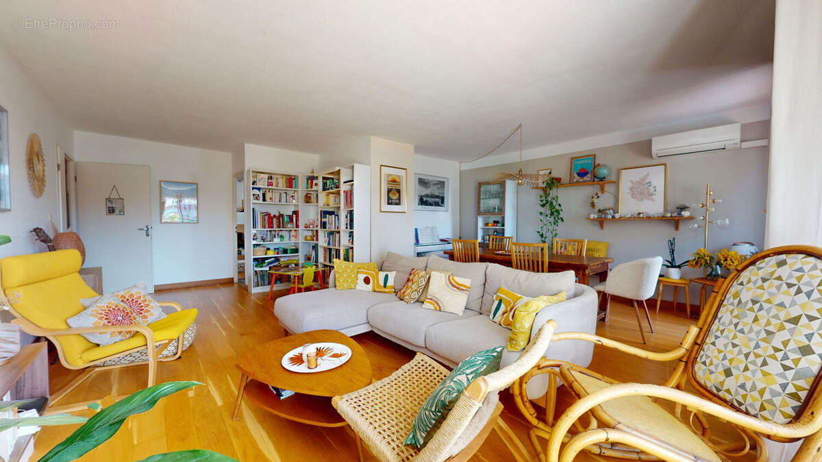 Appartement à MARSEILLE-13E