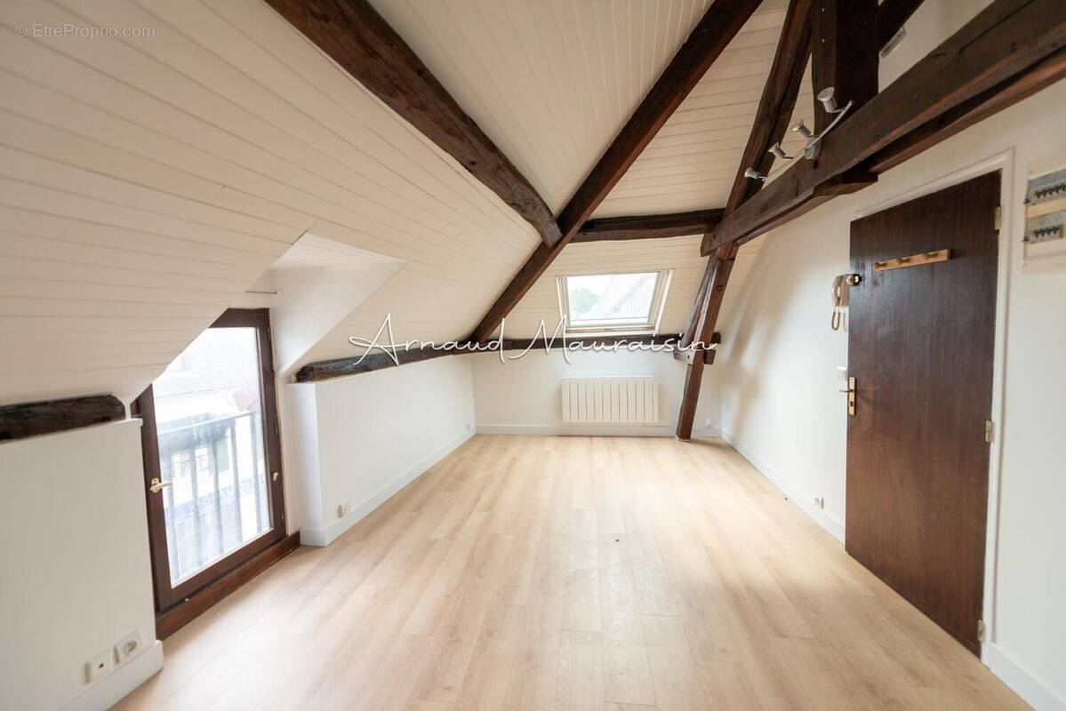 Photo 1 - Appartement à PLAILLY