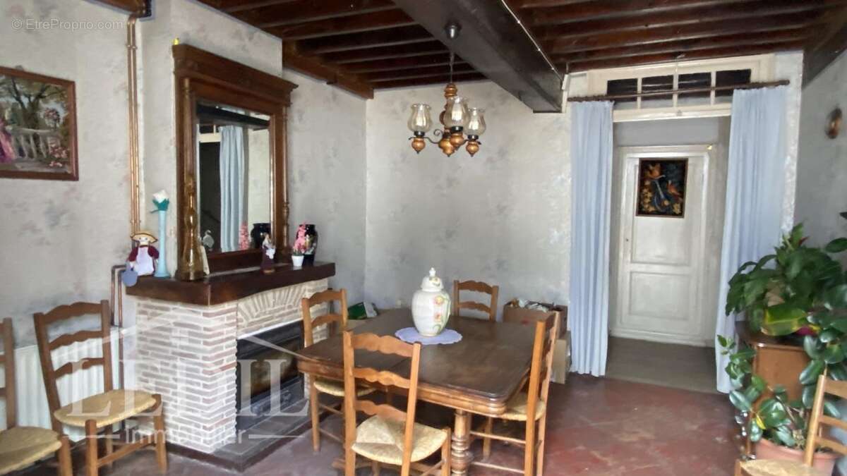 Maison à SAINT-SYMPHORIEN