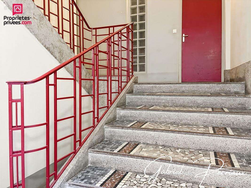 Appartement à SAINTE-SAVINE