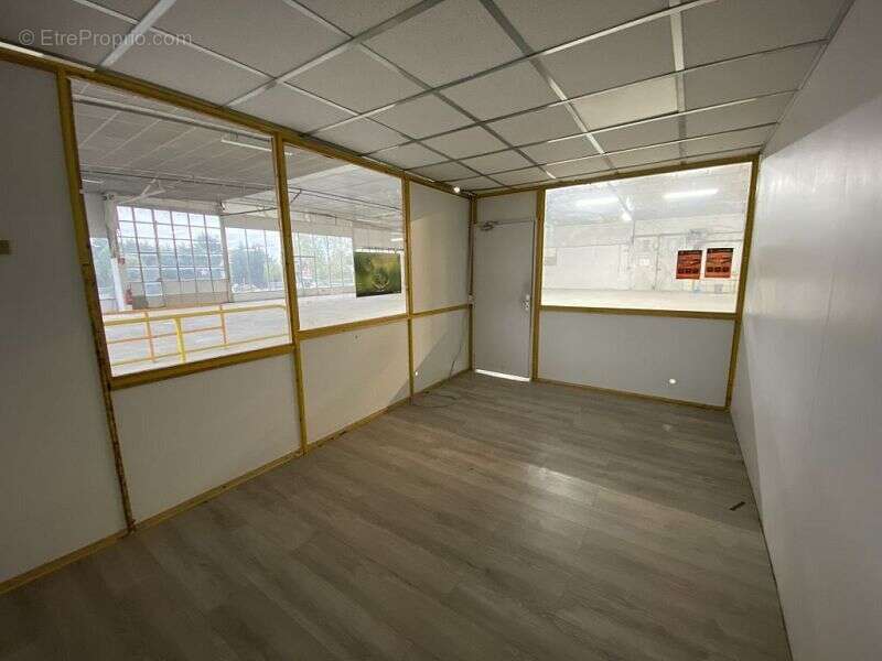 Commerce à MONTBRISON