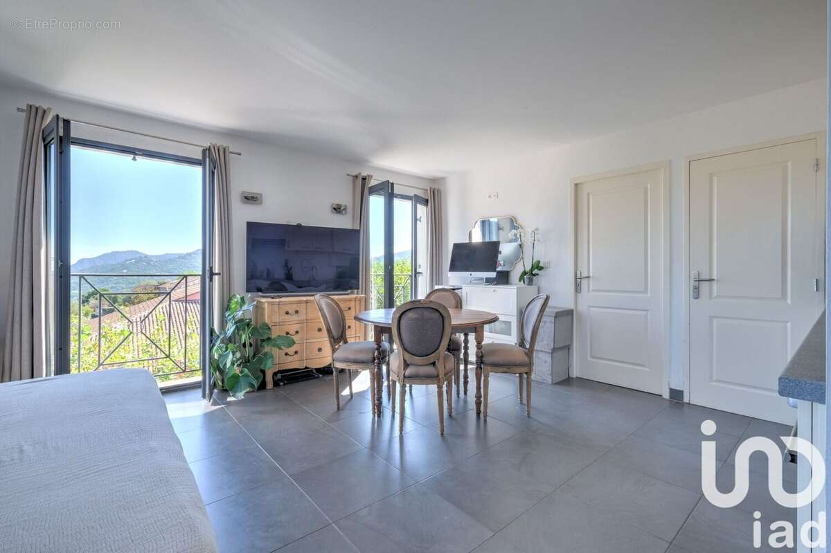 Photo 9 - Appartement à LES ADRETS-DE-L'ESTEREL