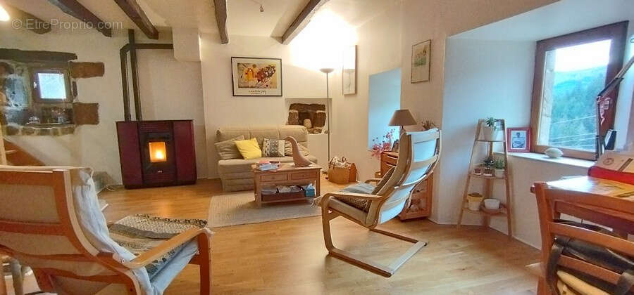 Maison à LE CHEYLARD