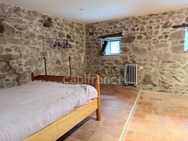 Maison à SAINT-SEBASTIEN-D&#039;AIGREFEUILLE