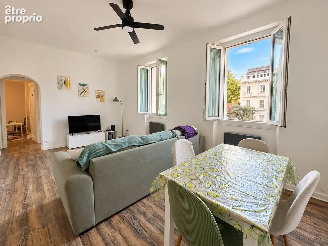 Ollioules - Appartement T3 - photo 2