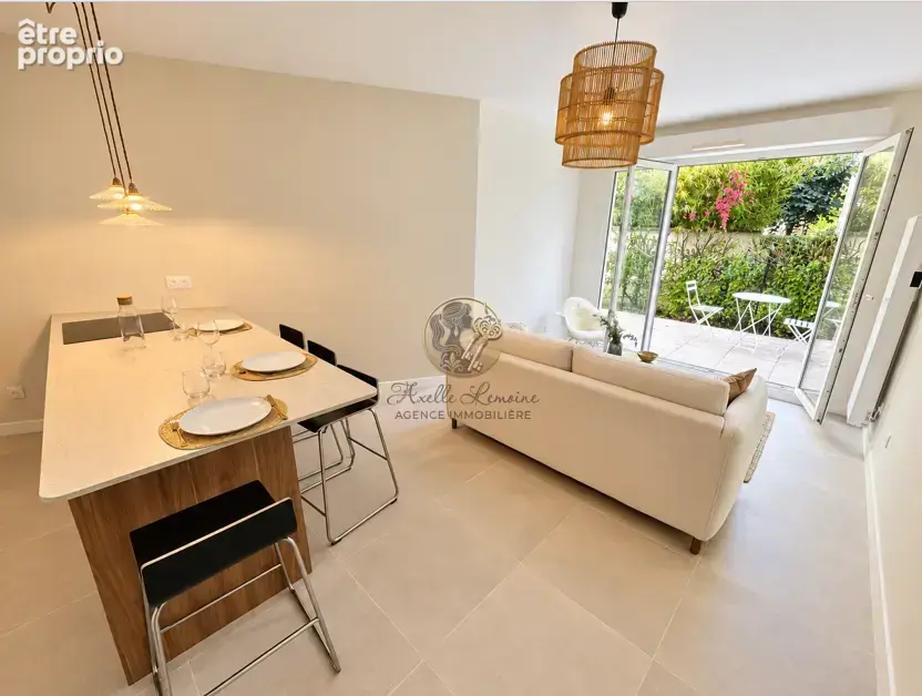 Francheville   magnifique t2 en rez-de-jardin avec terrasse de 15 m2, loggia, garage et cave - photo 1