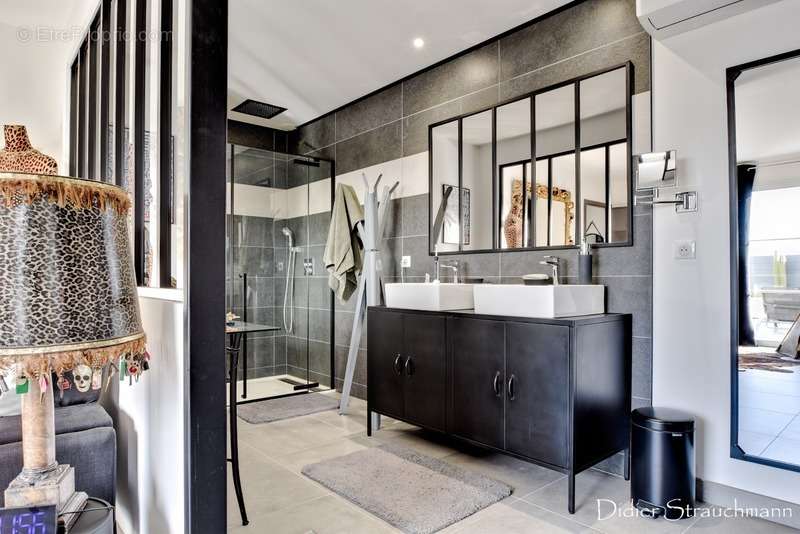 Maison à AIGREFEUILLE-D'AUNIS