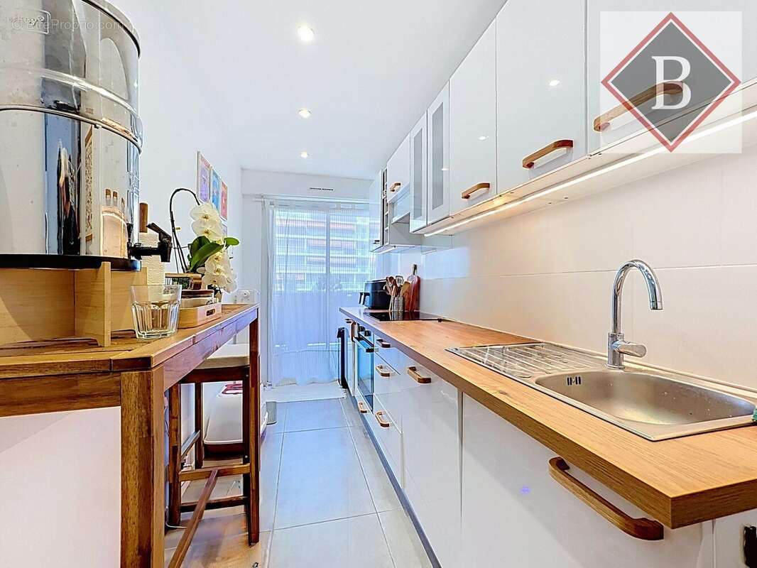 Appartement 69 m² à Le Cannet  - photo 4