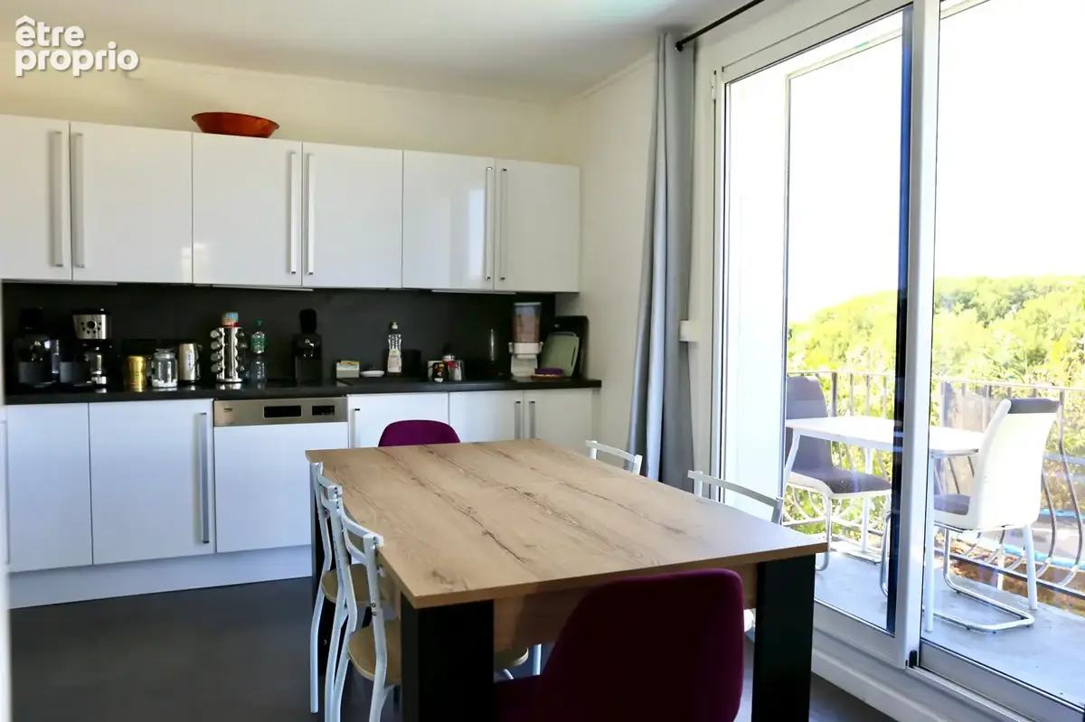 Maison à vendre à VILLERS ALLERAND (51), une maison principale sur deux niveaux, un logement indépendant, une piscine extérieure - photo 3