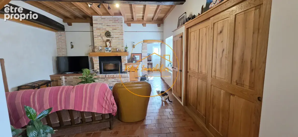 Maison à DRY