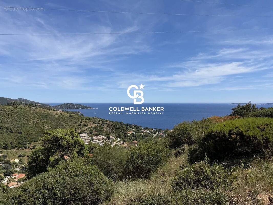 Appartement à LE LAVANDOU
