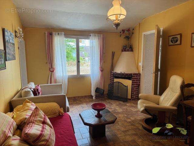 Maison 65 m² à Chamberet  - photo 8