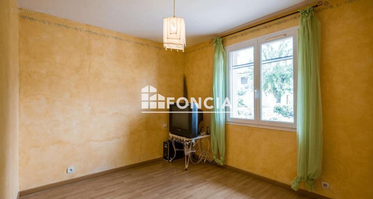 Ceignac, maison de plain-pied 95m2 avec cellier/cave et grand garage - photo 9