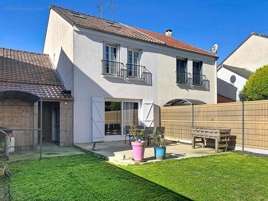 Maison à RAMBOUILLET