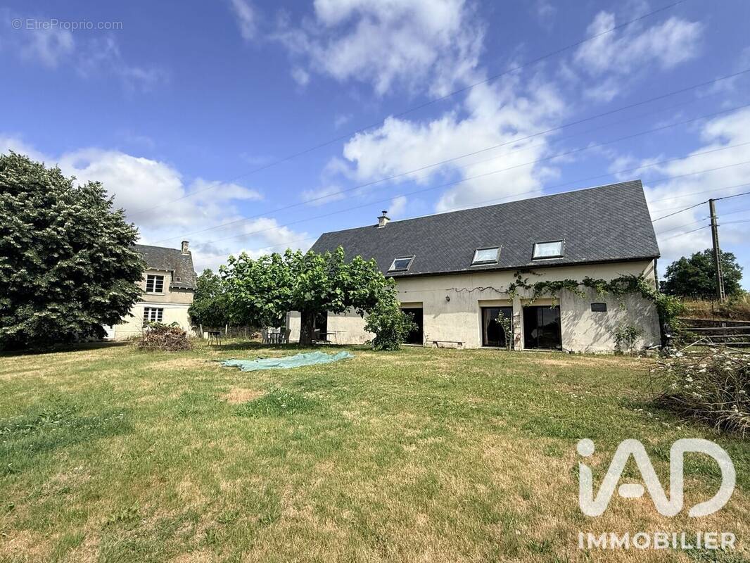 Photo 1 - Maison à SARROUX