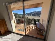 Appartement à GREOLIERES