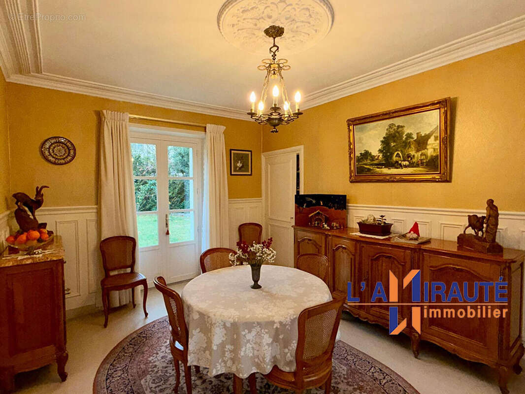 Maison à MAISONS-LAFFITTE