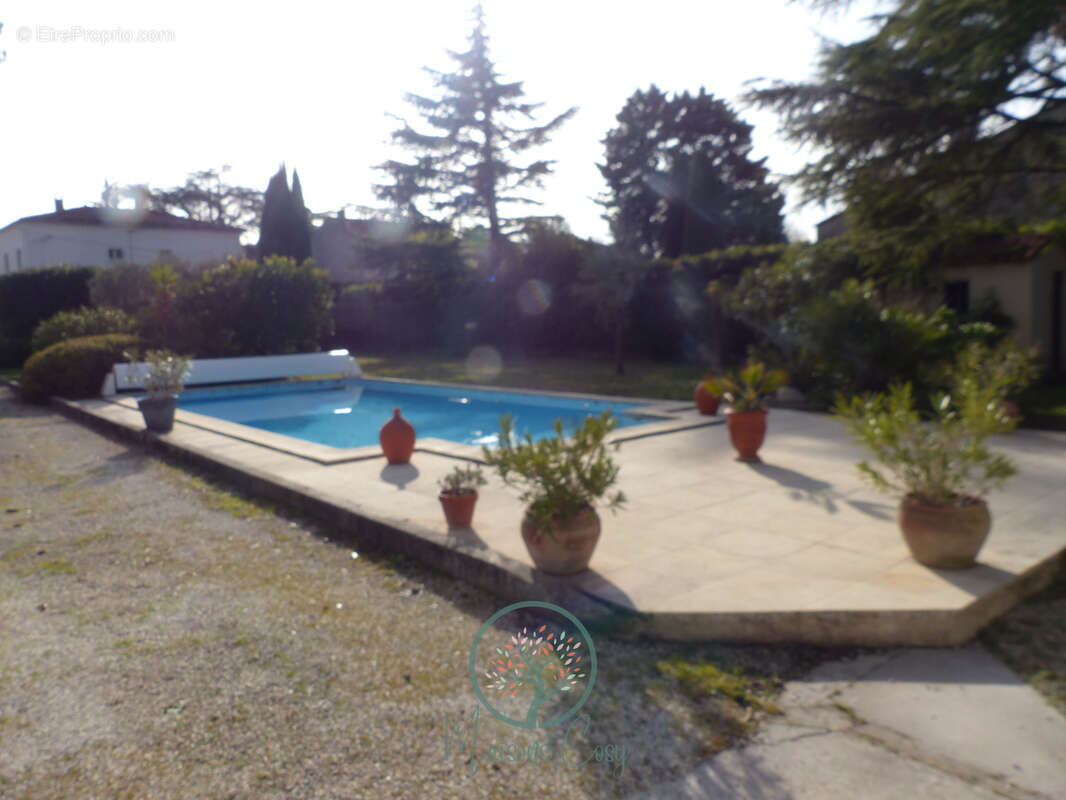 Maison à VALREAS