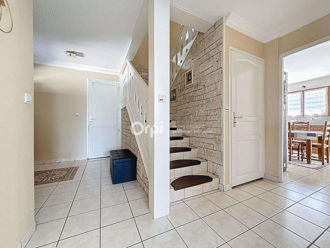 Maison à ALBERTVILLE