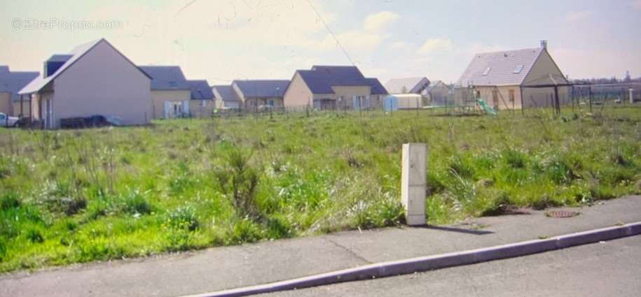URGENT - Terrain constructible et viabilisé proche RUGLES 1119 m2 - photo 3