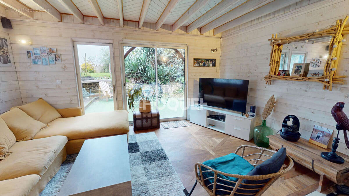 Maison à SAINT-PIERRE-DE-PLESGUEN