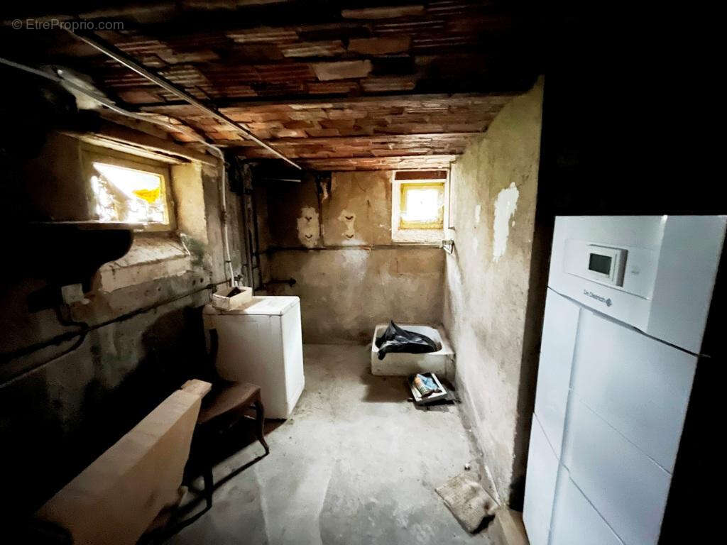 Maison à VILLENEUVE-LA-GUYARD