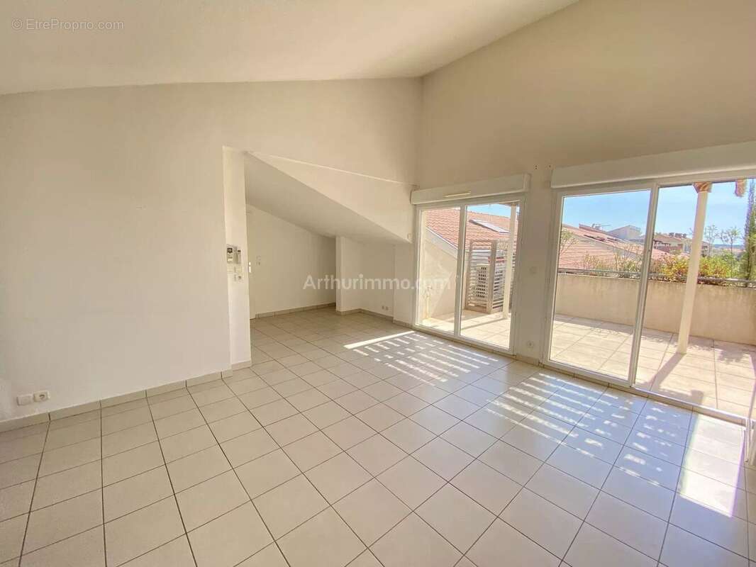 Appartement à DRAGUIGNAN