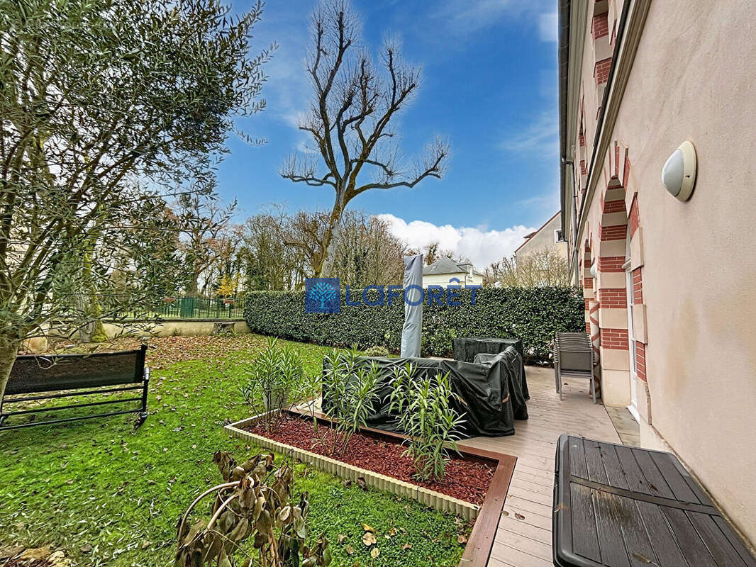 Appartement à SAINT-PIERRE-DU-PERRAY